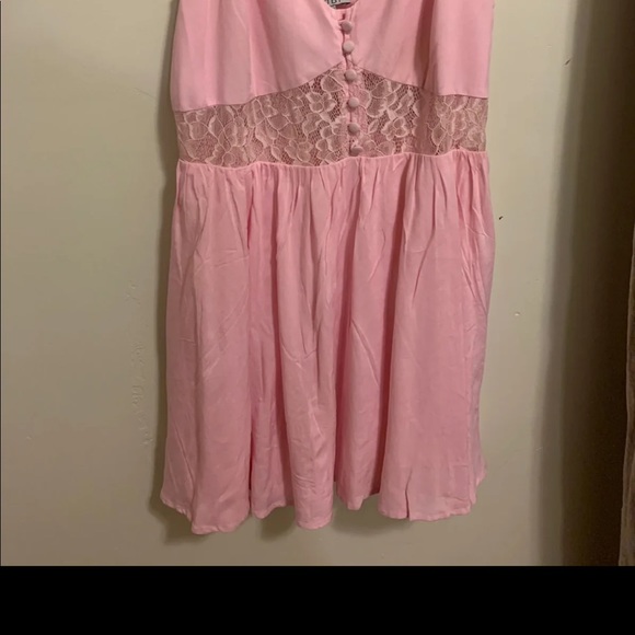 Light pink dress - Picture 3 of 4